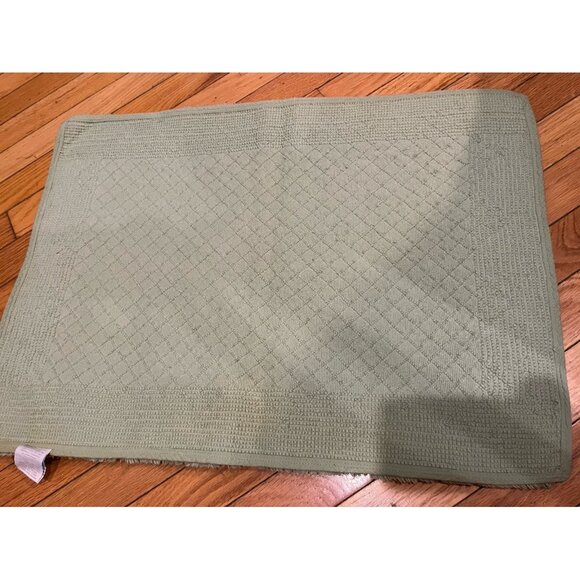 Martha Stewart green bath mat - Picture 6 of 8